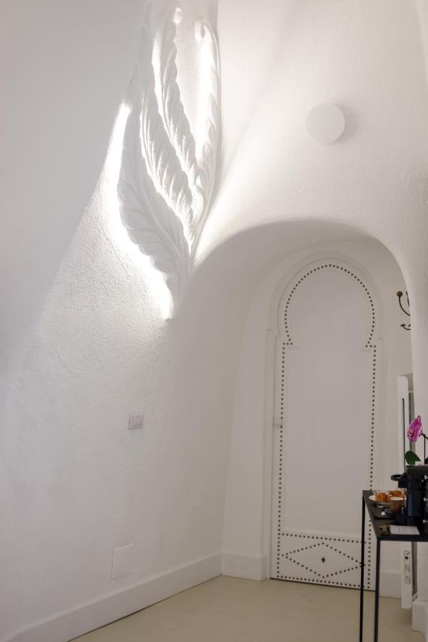 Qasar Luxury Suite - In Capri'S Piazzetta Экстерьер фото